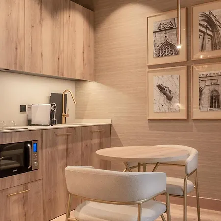 The Valentia Corretgeria ホテル 4*