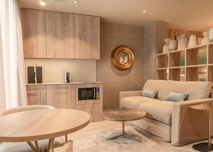 فندق The Valentia Corretgeria 4*